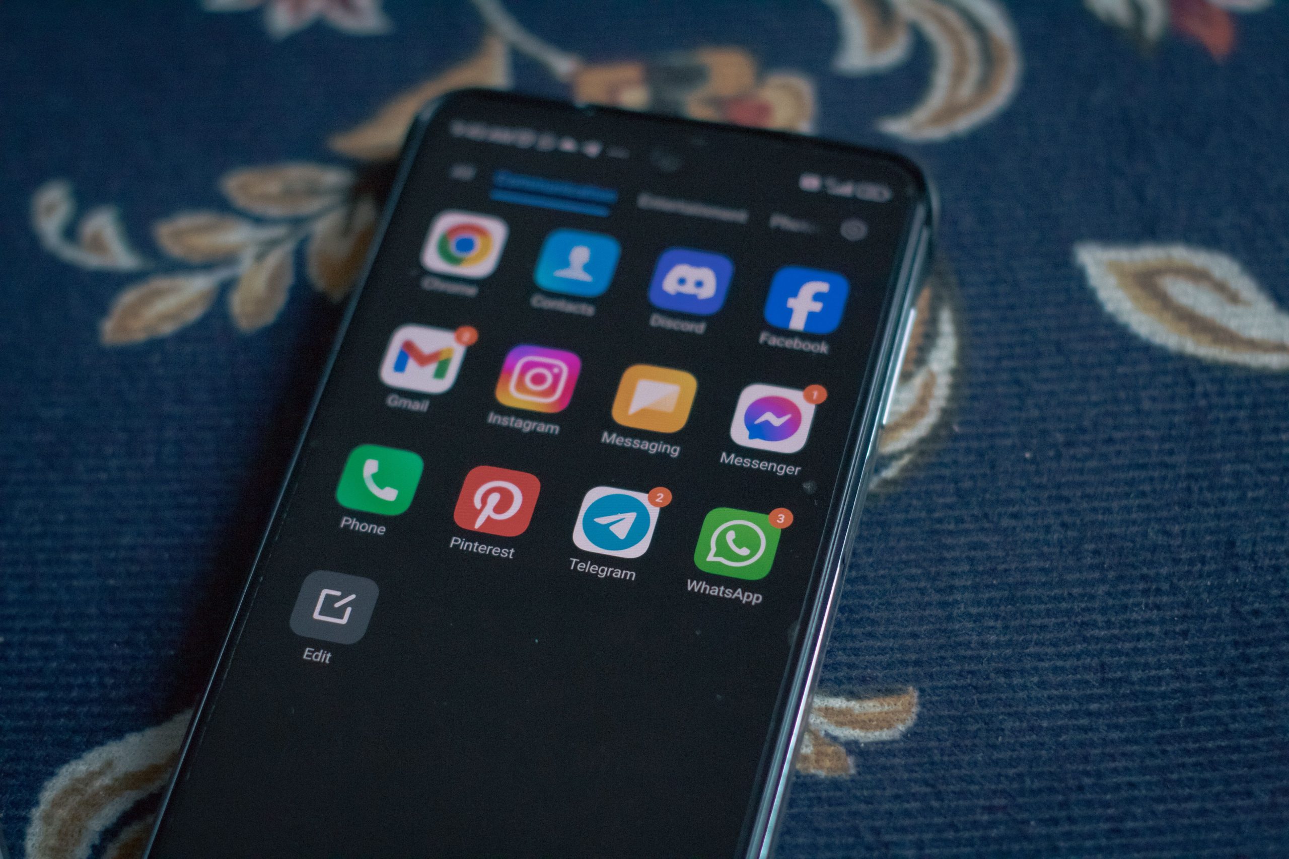 cara memulihkan chat WhatsApp tanpa backup di android dan iPhone
